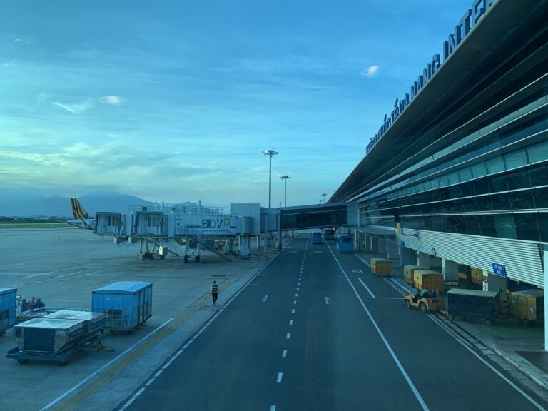 Da Nang airport (DAD) to Center of Danang city