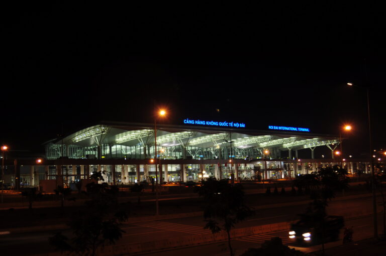Transfer from Noi Bai airport (HAN)/Hanoi to Center of Hanoi